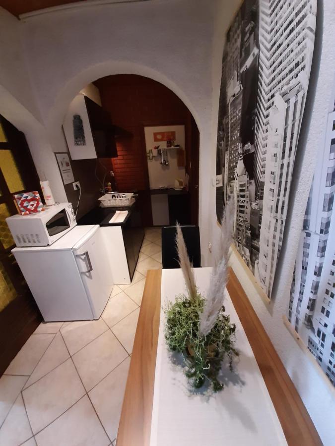 Studio Apartments Fancy 2 Рийека Екстериор снимка