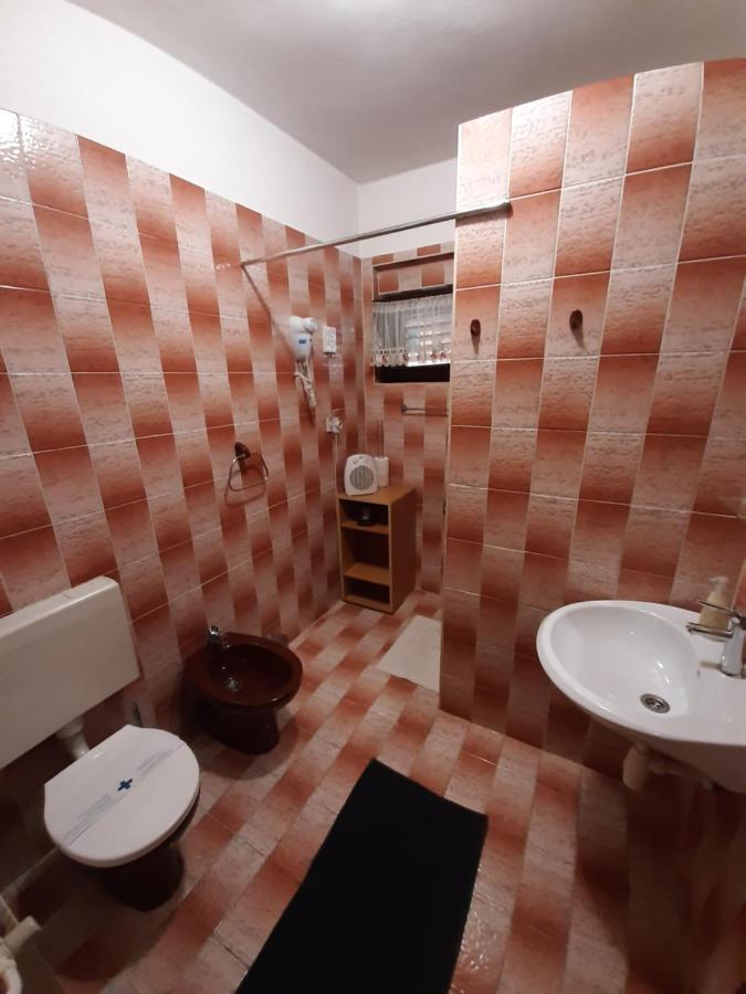 Studio Apartments Fancy 2 Рийека Екстериор снимка